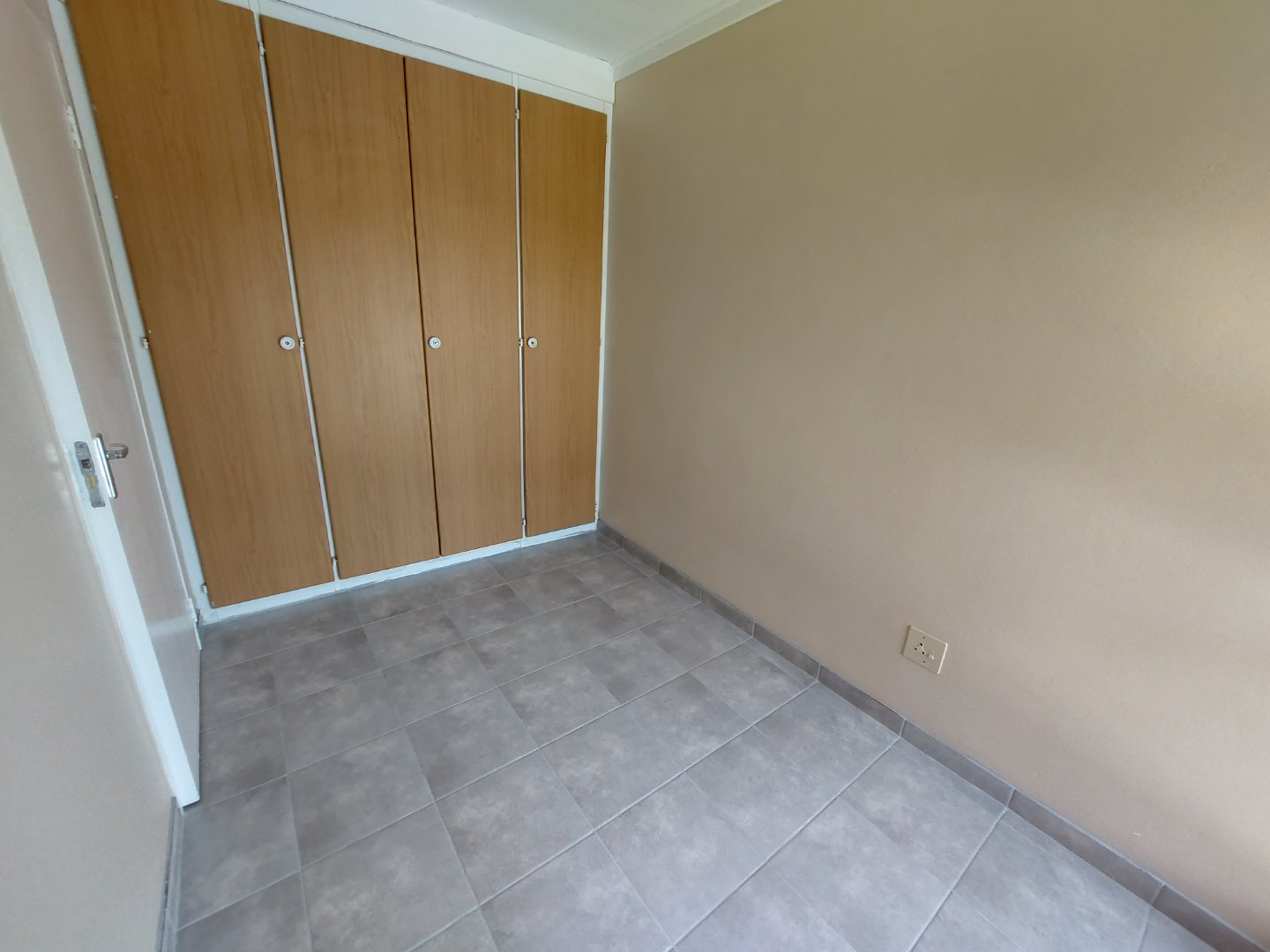 2 Bedroom Property for Sale in Langenhovenpark Free State